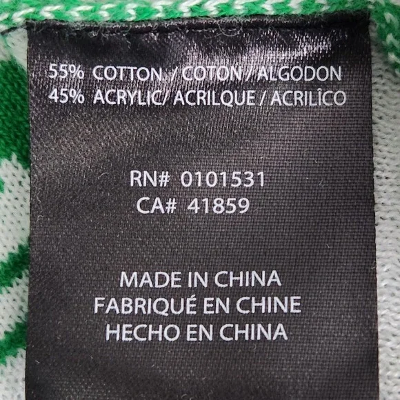 Mickey Mouse Holiday Christmas Sweater Size Medium Santa Hat Green w/ Trees - Picture 9 of 10